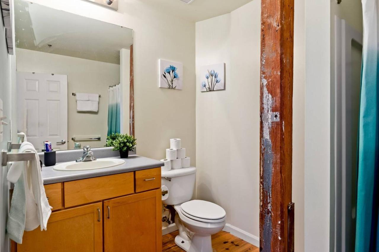 Trifecta Historic Brick 2Br Getaway Superhost Apartment Durham Exterior photo